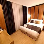 Nupera Oda ve Kahvaltı