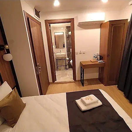 Nupera 3*