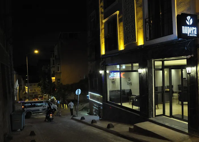 فندق مبيت وإفطار Nupera 3*